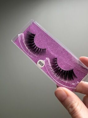 20mm M09 False Eyelashes - Dramatic Black Lashes